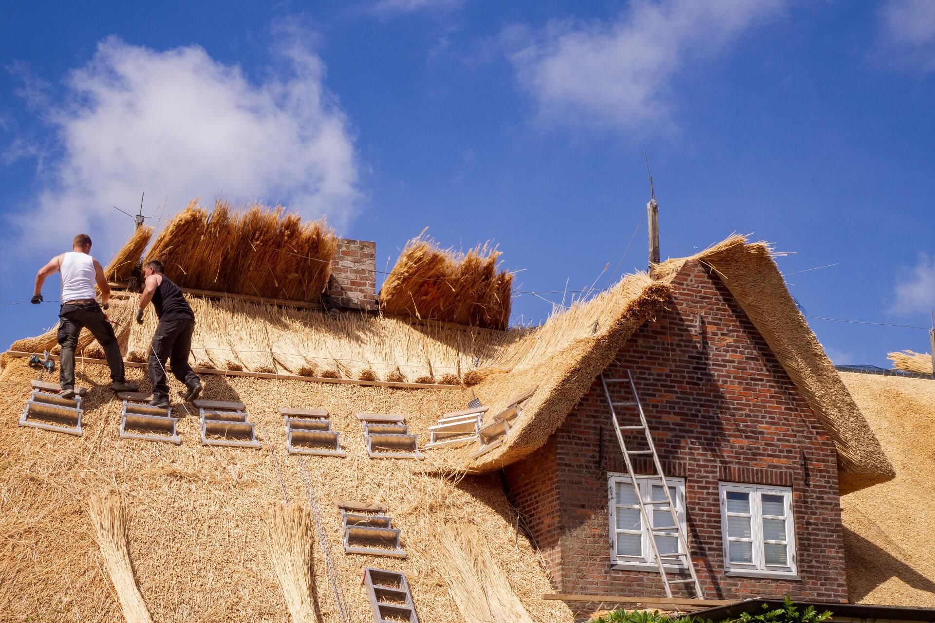 Dach Materialien & Kosten für die Dacheindeckung
