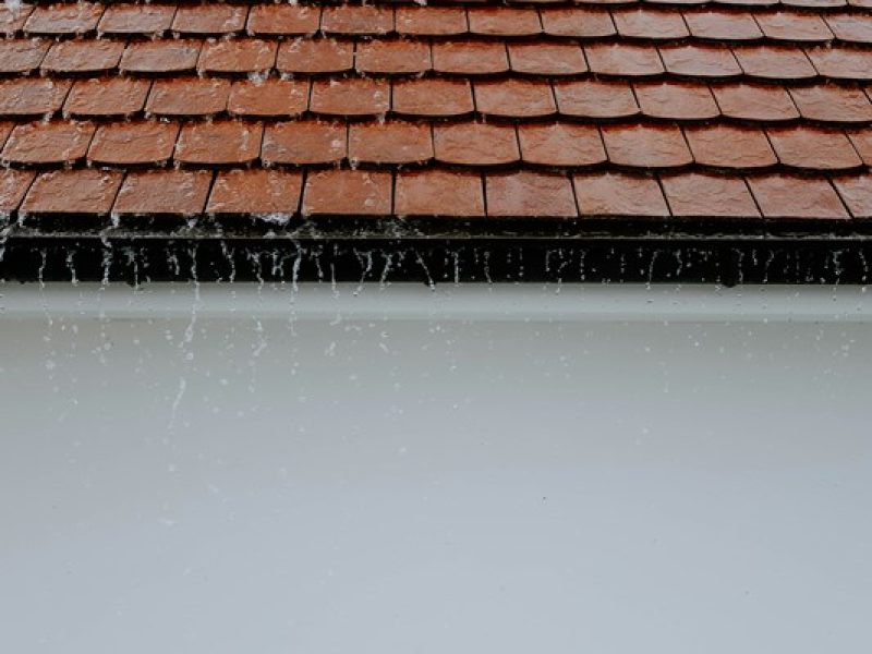 Verregnete-Dachziegel